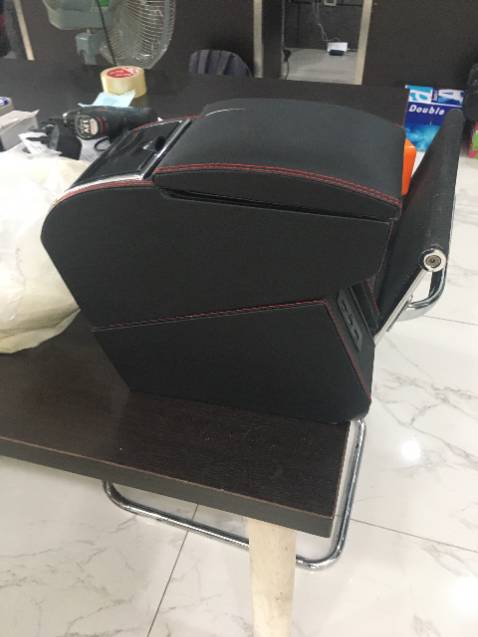 Mua 2 cái bình hoa mà giao 1 món đồ không liên quan, do nhờ người khác nhận dùm nên thanh toán luôn. Giờ báo với TIKI thì cũng nhận được email phản hồi, mã thu hồi này nọ nhưng từ ngày 23/4 đến nay là 4 ngày làm việc vẫn không thấy ai tới thu hồi hàng giao sai.

Mình có cả các đoạn video clip cắt ra từ camera an nình trong cty từ lúc nhận hàng đến lúc mở hàng ra nhưng cmt không load được video như ***.

Thật sự nản cách làm ăn ntn !