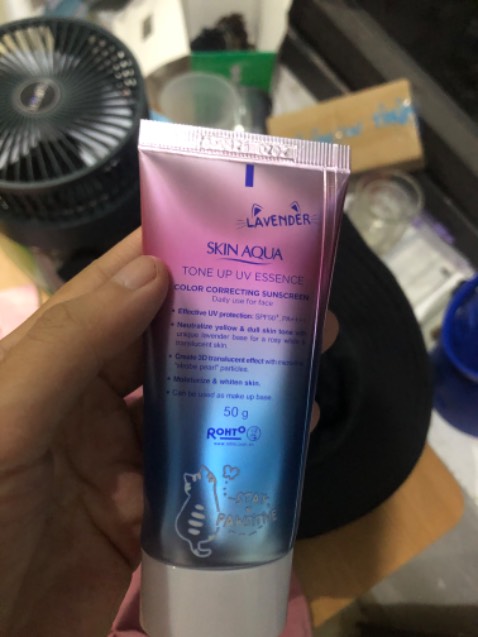 Giao hàng siêu nhanh dù kho ở HCM, mình ở HN, shipper thân thiện dù trời đen nghịt sắp mưa.
Sản phẩm mình đã *** qua thì ok, ko bị nặng hay bí da mặt, mùi dịu nhẹ, hàng chính hãng. Giao hàng siêu nhanh dù kho ở HCM, mình ở HN, shipper thân thiện dù trời đen nghịt sắp mưa.
Sản phẩm mình đã *** qua thì ok, ko bị nặng hay bí da mặt, mùi dịu nhẹ, hàng chính hãng.