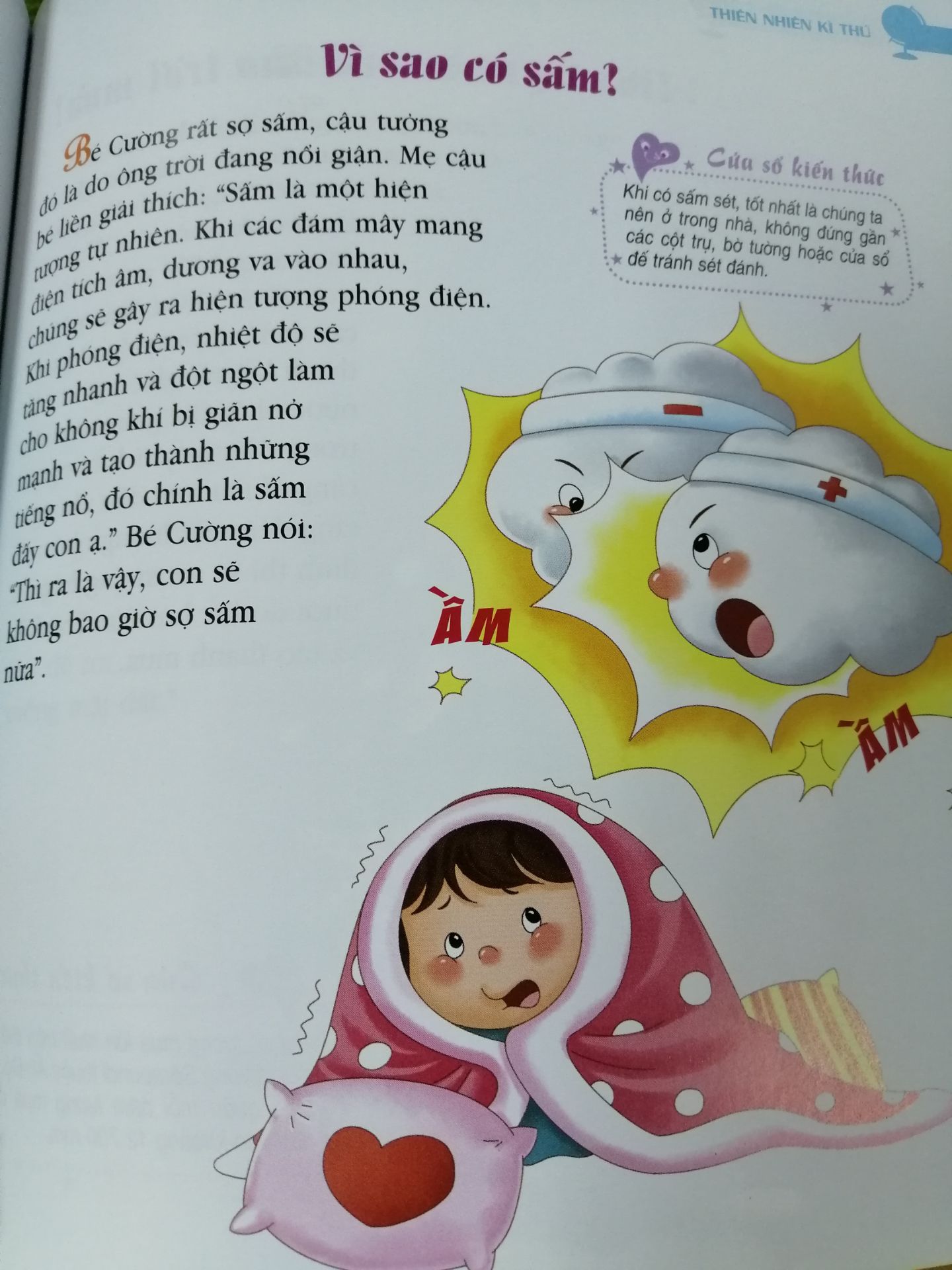 Bộ sách tuyệt vời!
Sách in hình vẽ dễ thương, màu sắc bắt mắt, chất giấy đẹp, nội dung thú vị. Bé rất thích! Mọi người nên mua cho bé từ 5-8 tuổi.