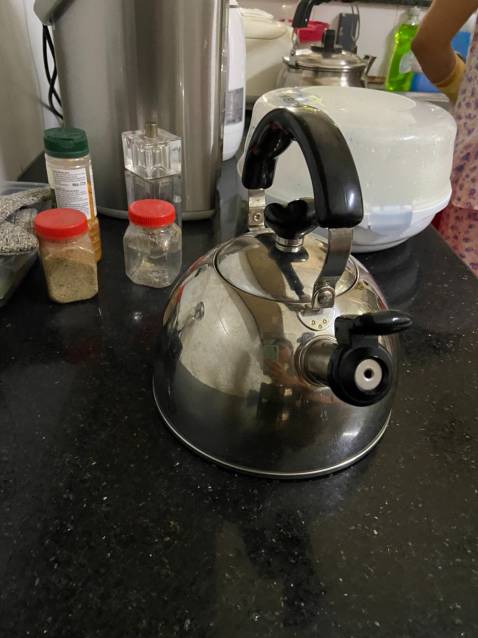 đã sử dụng một thời gian , bình đẹp, tiếng reo lớn.