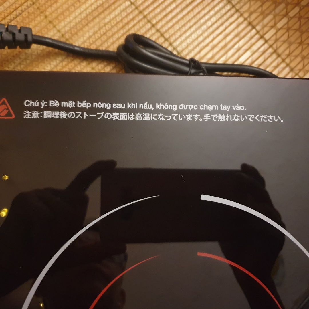 Bếp có 2 vòng nhiệt, ngoại hình đẹp, chắc chắn, giá tốt. Bao bì đẹp, đóng gói ok. Thanks shop. Bếp có 2 vòng nhiệt, ngoại hình đẹp, chắc chắn, giá tốt. Bao bì đẹp, đóng gói ok. Thanks shop.