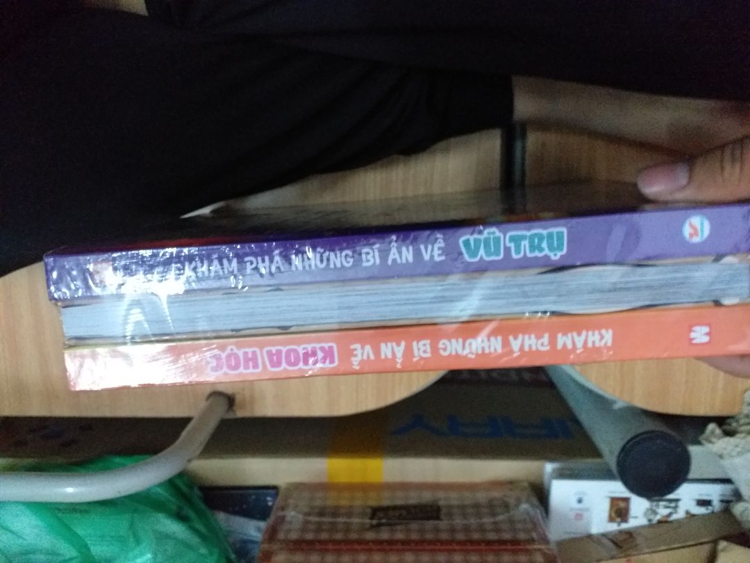 sách phù hợp cho mọi lứa tuổi, giao hàng thần tốc