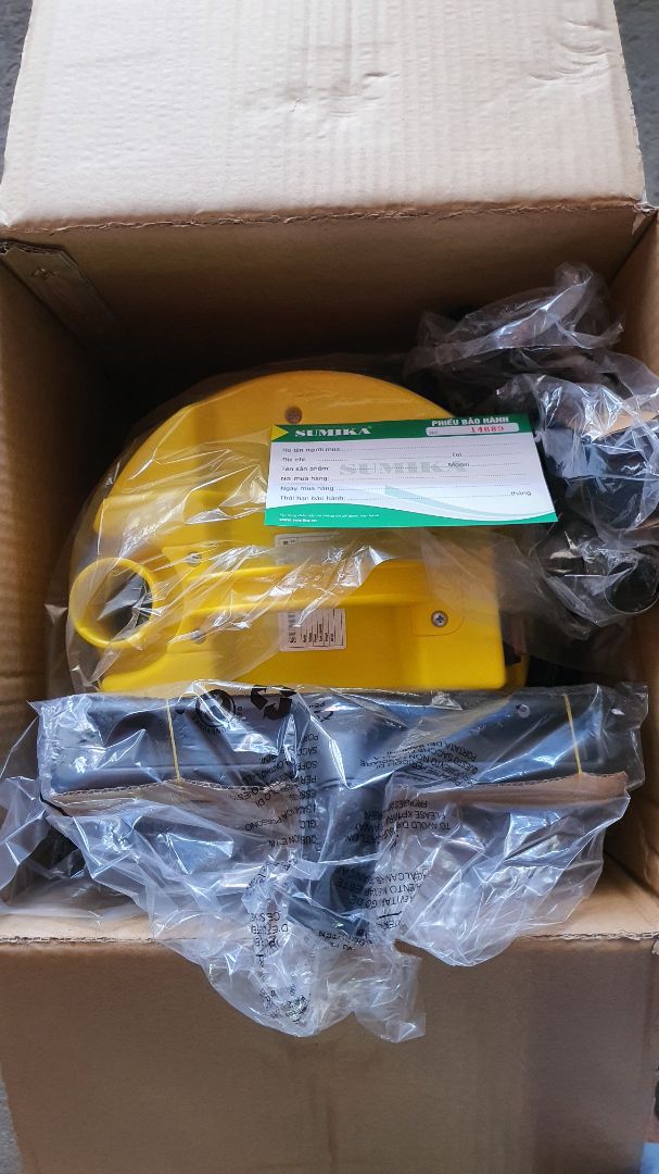 Đã nhận đc hàng r shop ơi.hàng y quảng cáo nhưng thắc mắc ko biết miếng muốt đen dùng để làm gì ko hiểu...mong shop hổ trợ