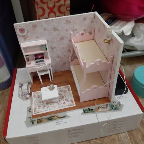 Mình mới gép được một phần..nói chung hợp với bạn nào tỉ mỉ khéo tay...sản phẩm đẹp mắt