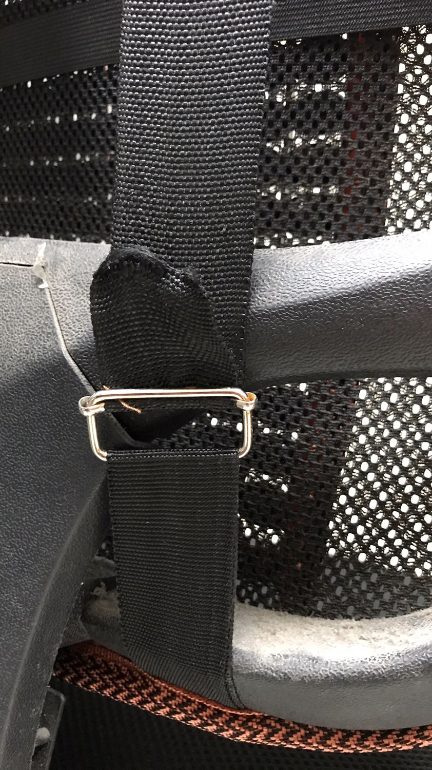 Tôi mới nhận được tấm tựa lưng hạt gỗ mát xa cho ghế văn phòng, sản phảm đàn hồi kém, đai thắt lỏng lẻo kém chất lượng không như quảng cáo, nói chung không được như mong đợi. Tôi muốn shop liên hệ để đổi cho tôi cái khác chất lượng hơn, thêm tiền cũng ok.
Nguyễn Thị Minh Hằng ***