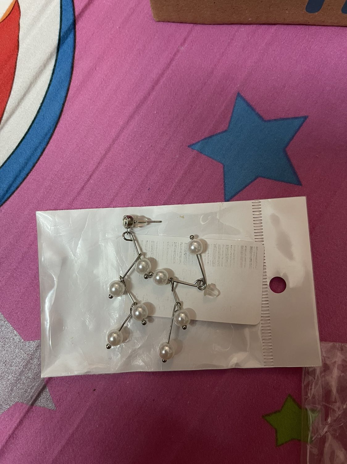 Sản phẩm lỗi rồi shop. Một bên không có xỏ :((
Đề nghị shop kiểm tra hàng kỹ trước khi giao!!! Sản phẩm lỗi rồi shop. Một bên không có xỏ :((
Đề nghị shop kiểm tra hàng kỹ trước khi giao!!!