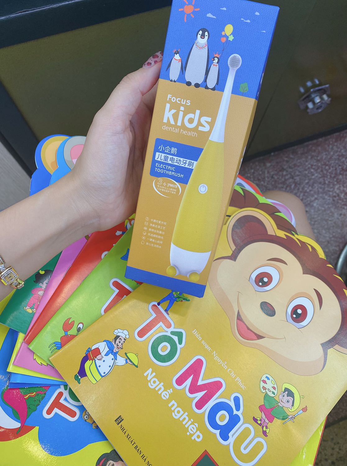 Giao hàng nhanh, đóng gói chắc chắn. Shop giao đúng sp mình đặt. Cho shop 5* . Hình ảnh chỉ mang tính chất minh họa