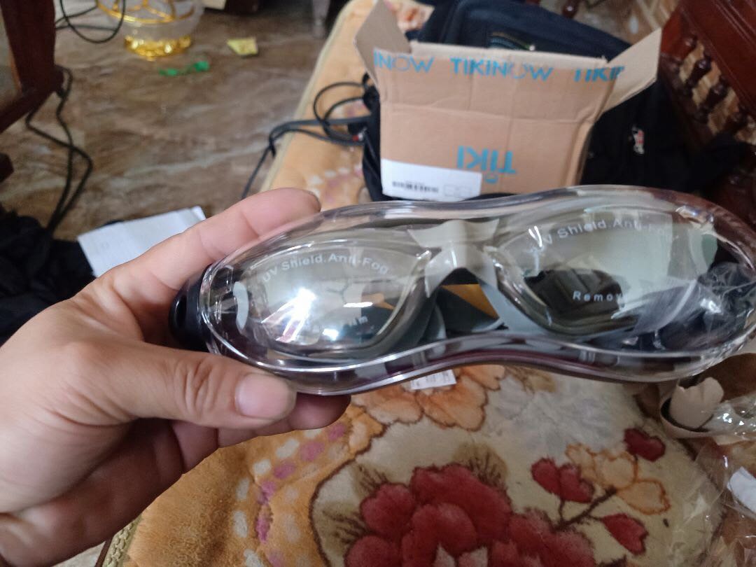 Ship nhanh quá trời! Vừa đặt xong đã nhận rùi hú hồn 
Giá cả như này hợp lý rùi ạ Cơ mà quên mất không đặt cái thảm yoga của shop nên giờ lật đật mua 1 cái nữa
Tặng shop 5 sao vì chăm sóc khách hàng có tâm ghê lun
À, nhớ tặng em mã giảm giá nha nãy nhắn mà em quên mất chưa lưu