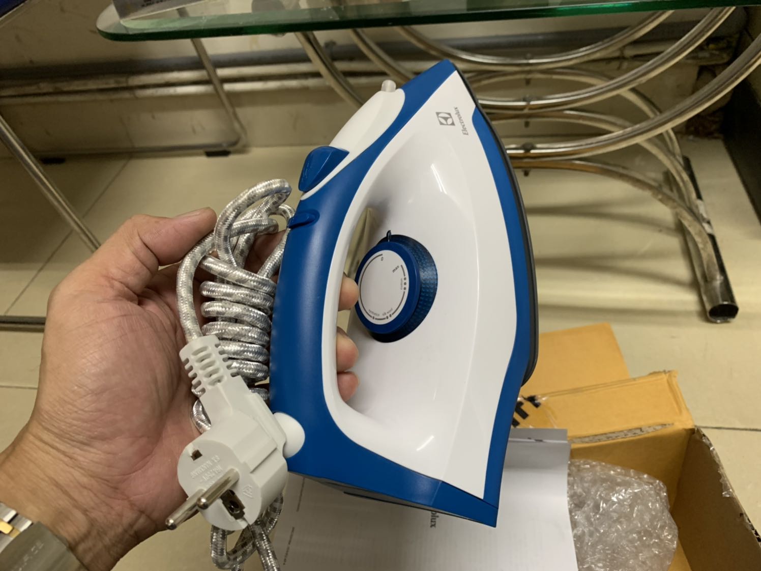 Đóng gói cẩn thận , sản phẩm đẹp đúng như mô tả...cám ơn shop