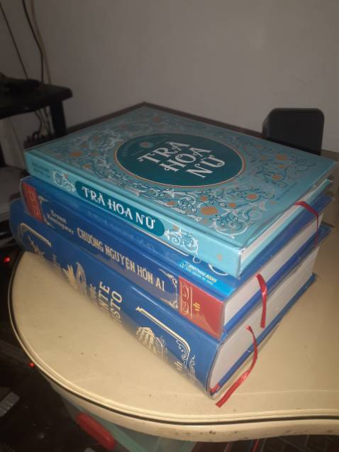 Sách in đẹp, chuyển hàng cẩn thận, không bị móp méo hay cong góc, cảm ơn shop.