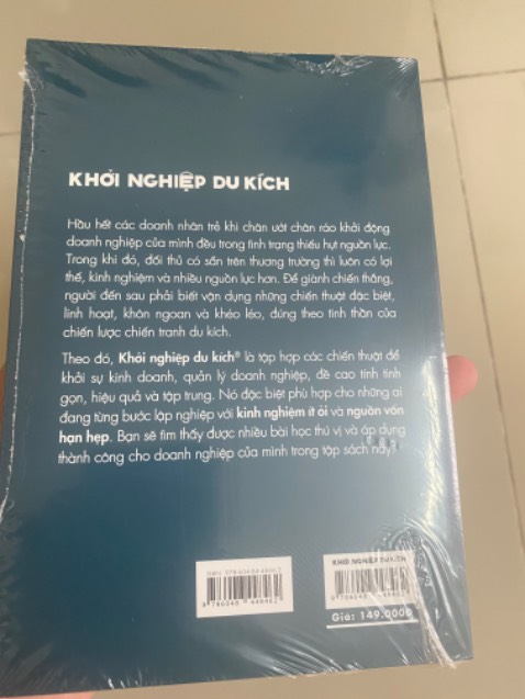 Mình mua phiên bản cũ, sales còn 49k.  Mình cần nọi dung nên vầy thấy ok rồi. Chưa đọc nên ko cmt j thêm
