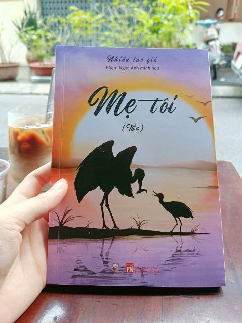 Sách đẹp và ý nghĩa, rất hợp để mua tặng ng thân và bạn bè Sách đẹp và ý nghĩa, rất hợp để mua tặng ng thân và bạn bè