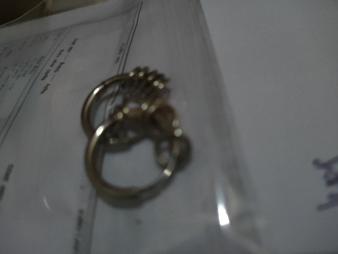 Sản phẩm đẹp, chất liệu inox, màu bạc. Đường kính 15mm