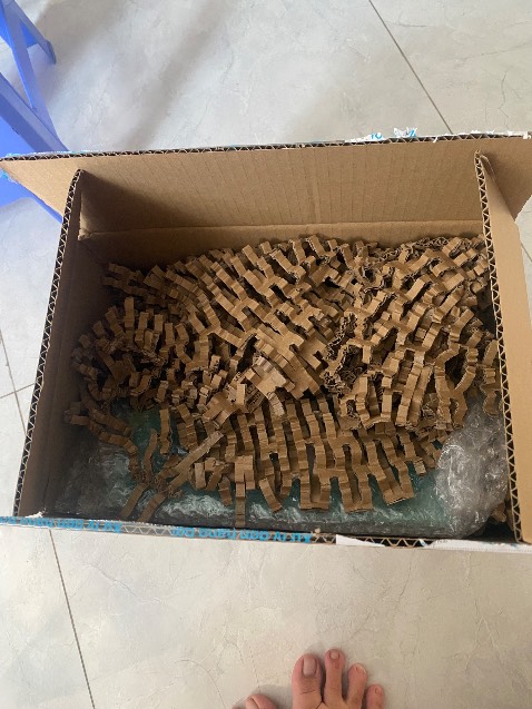 Sách rất hay, tiki giao hàng nhanh và đóng gói quá kỹ càng. Mua một quyển sách mà nguyên một thùng giấy to chống va đập nên 4 góc quyển sách ko bị móp.