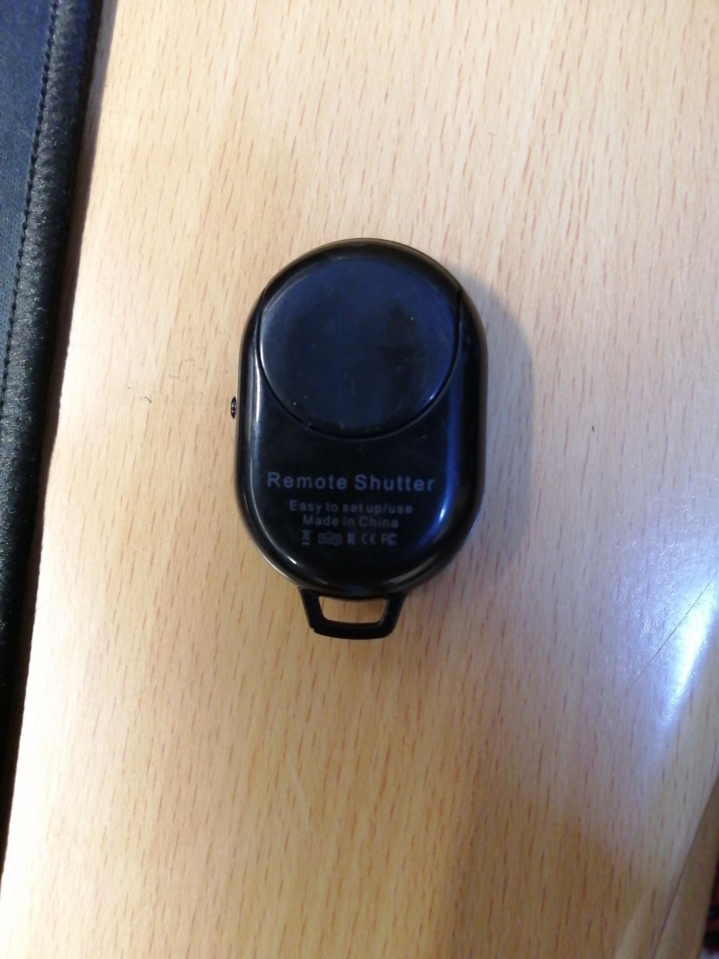 Giao hàng nhanh chóng, bắt sóng Bluetooth kết nối với điện thoại Android khá nhanh. Cám ơn shop.