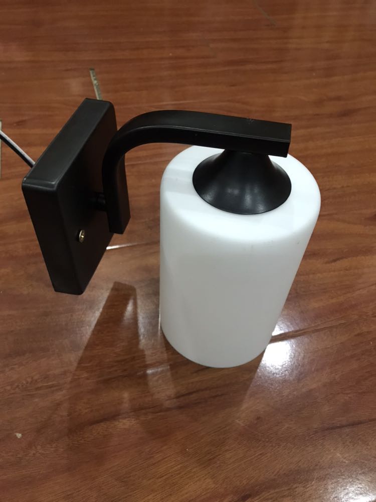 Sản phẩm ko giống mẫu. Trông cũng đc.