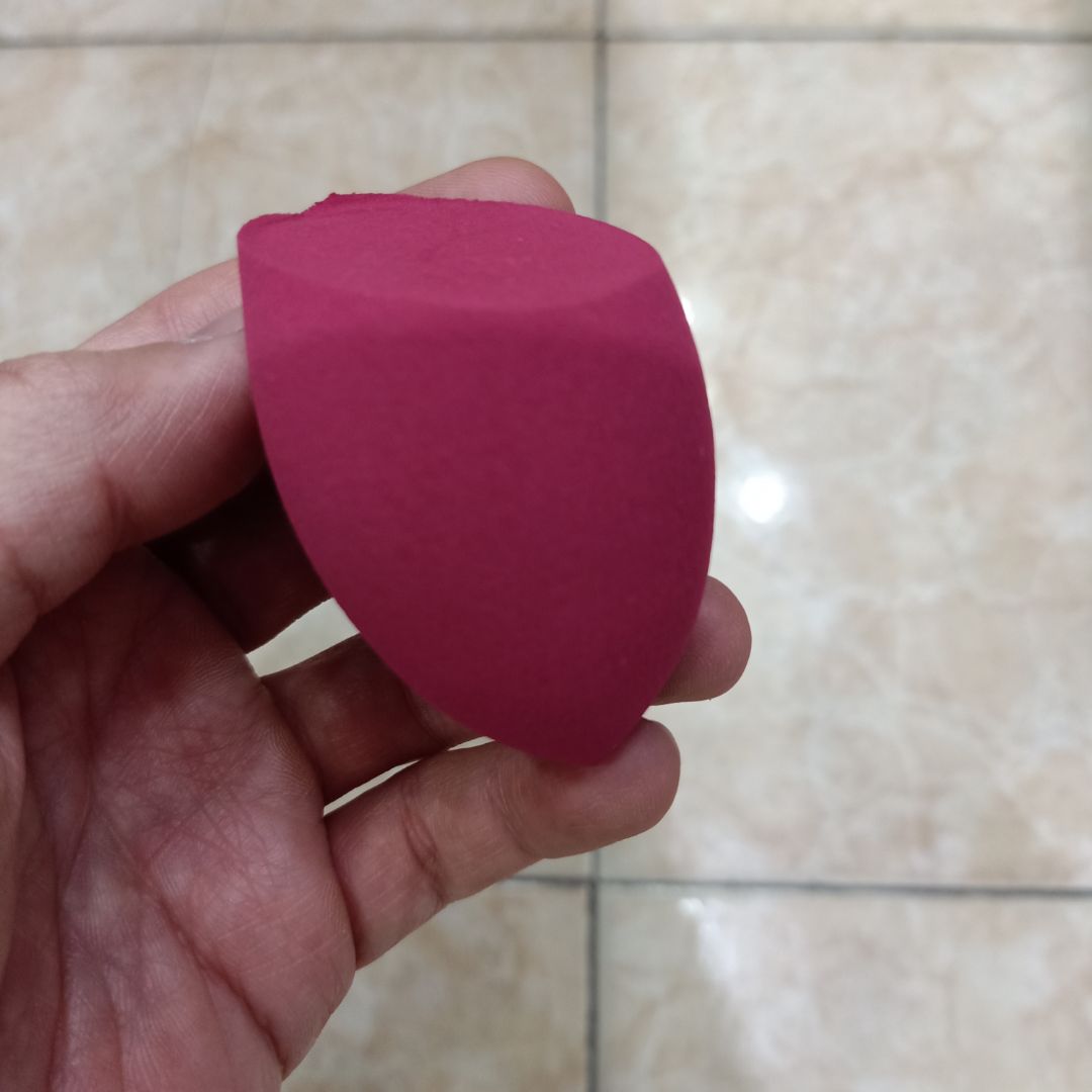 bông mút mềm, dễ đánh, êm da, nền chắc