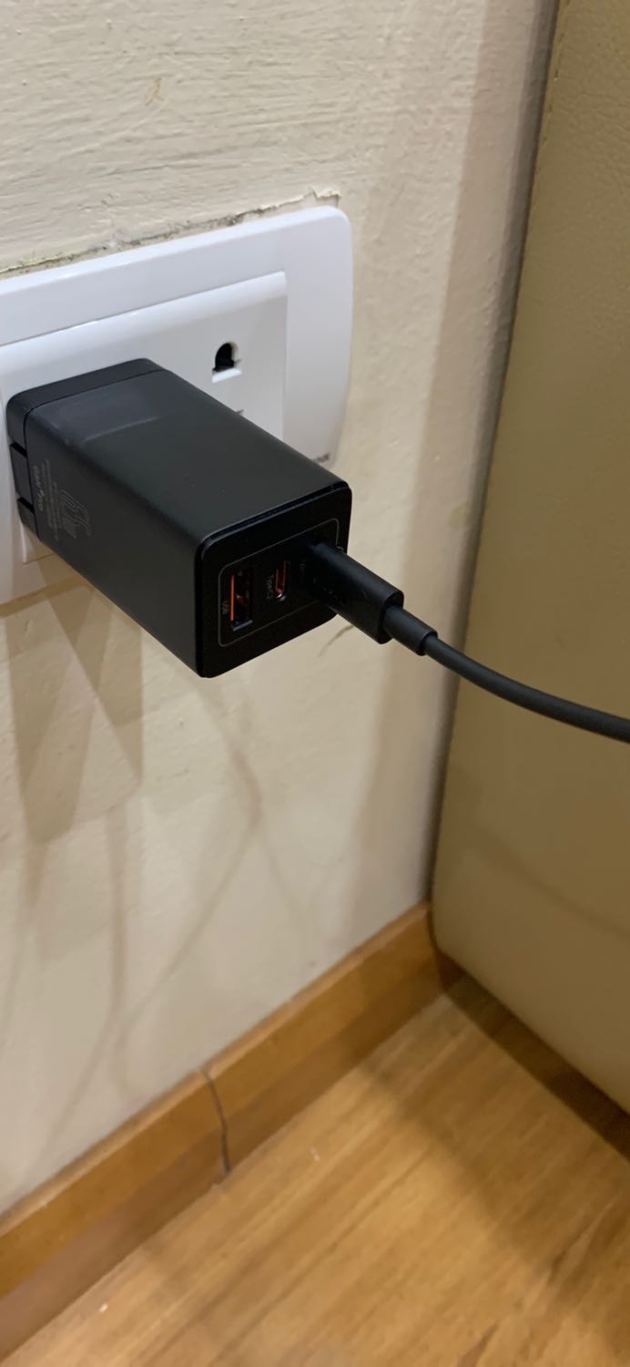 Rất hài lòng, tiki giao hàng đúng hẹn, đóng gói cẩn thận.