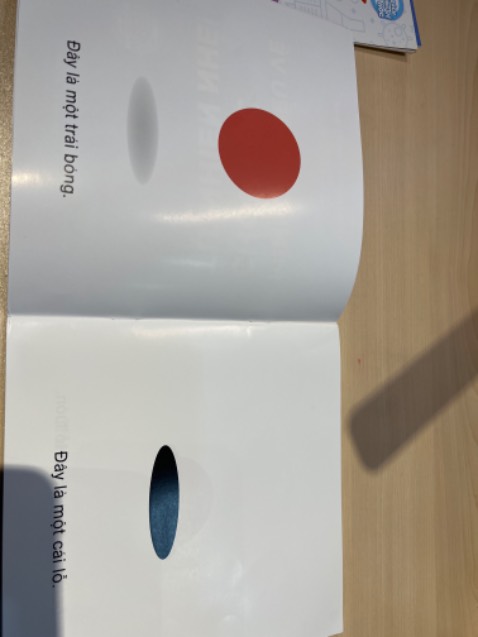 Cuốn sách với hình minh hoạ dễ hiểu, giải thích ngắn gọn súc tích giúp bé những kiến thức ban đầu về chọn lọc tự nhiên khá thú vị