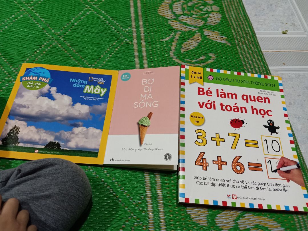 giao hàng nhanh. đong hàng  đẹp. sách in to rõ.