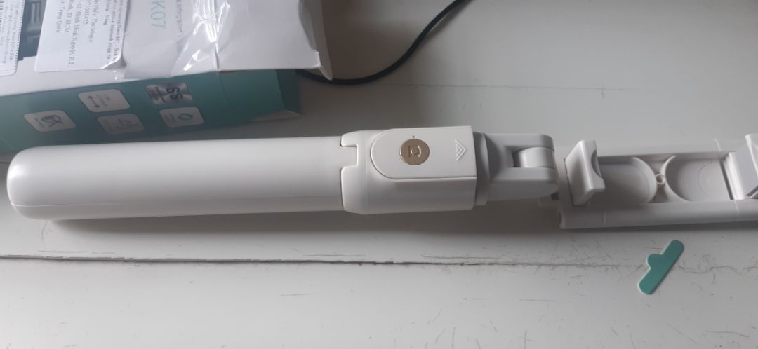 Sản phẩm giống trong ảnh và mô tả. Gói hàng cẩn thận.
Giao hàng nhanh, nhân viên giao hàng tận tình.