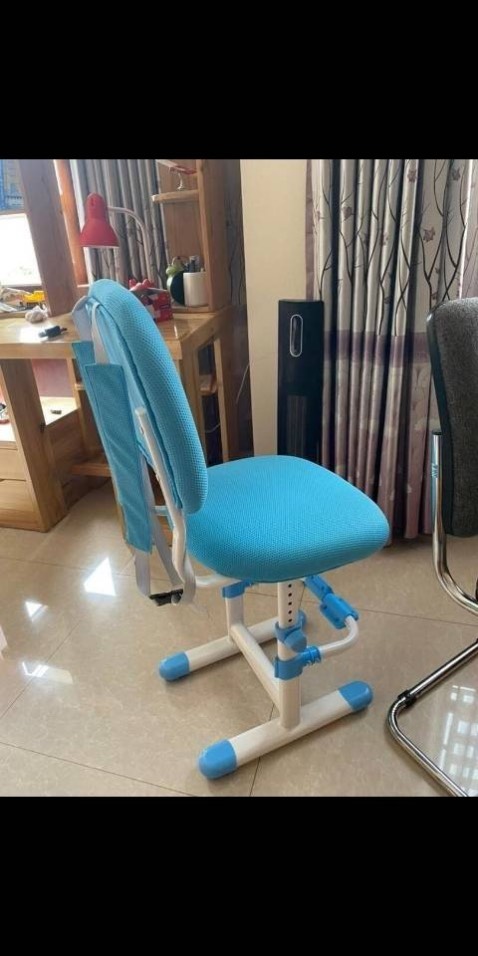 Thấy ghế có nhiều người mua . săn mãi mới được giá tốt . cảm ơn shop nha