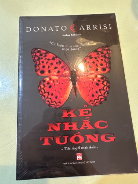 Sách đẹp, nguyên seal, ko móp, chữ in rõ nét, sách thơm mùi giấy mới. Nv giao hàng rất dễ thương. Đặt xong mấy tiếng sau nhận dc luôn. 10đ