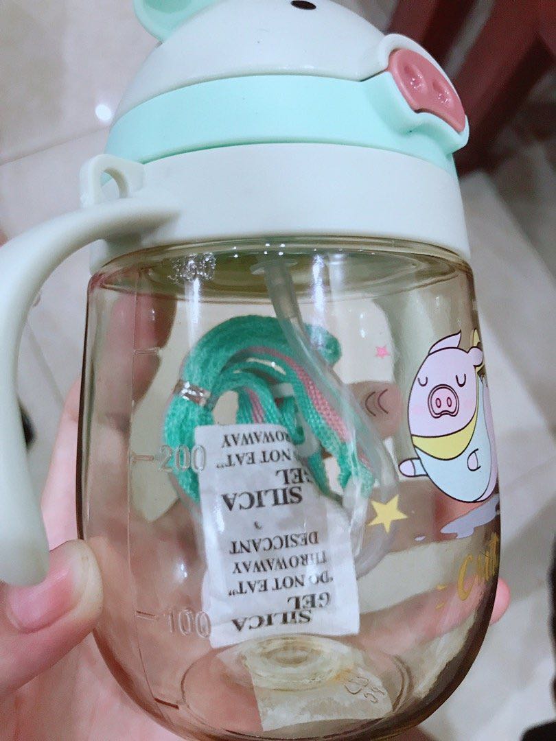 Đã nhận được hàng rồi nha giao hàng nhanh hàng đẹp và đúng hình nha, bé thích lắm ạ, bình cực xinh ạ