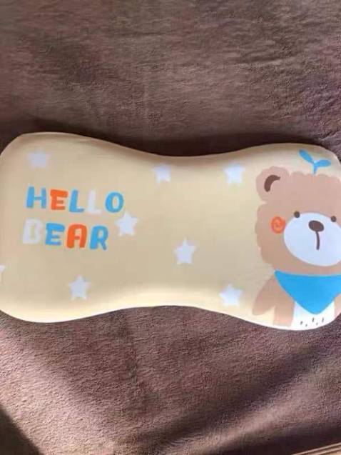 Gối rất đẹp chất liệu mềm mại,bé gối rất thoải mái,shop tư vấn rất nhiệt tình,giao hàng nhanh chóng đóng gói hàng rất cẩn thận,giá cả cũng hợp lí ,rất xứng đáng với đồng tiền mình bỏ ra