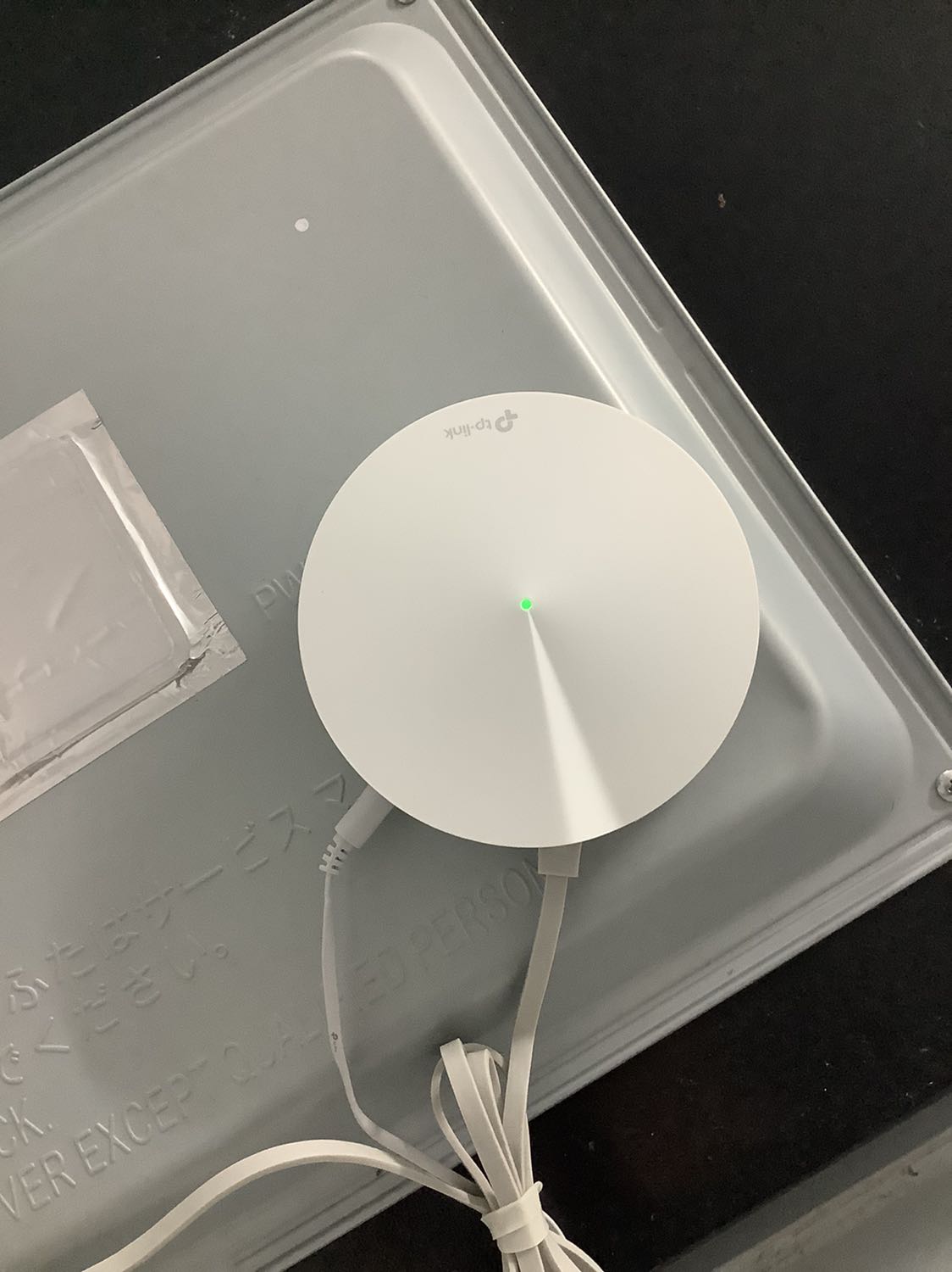 Kiểu dáng gọn đẹp, cài đặt siêu dễ dàng. Phát sóng cực tốt với một tên mạng duy nhất cho cả 2 băng tầng. 👍 Kiểu dáng gọn đẹp, cài đặt siêu dễ dàng. Phát sóng cực tốt với một tên mạng duy nhất cho cả 2 băng tầng. 👍