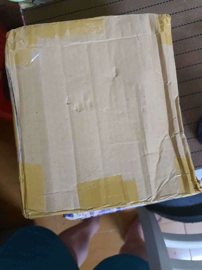 sản phẩm tốt nhưng bao bì bị móp méo không biết do shop hay do đơn vị giao hàng