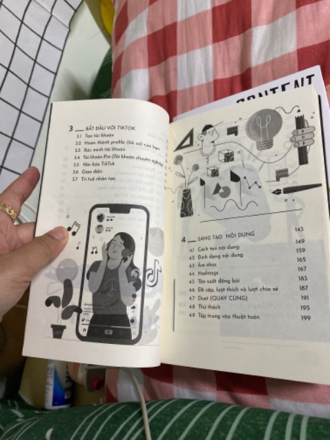 Sách hay, khái quát và ***, nhưng mình cũng chưa đọc hết, ai muốn tìm hiểu cơ bản về xuất sứ lịch sử hình thahnh *** thì nên đọc