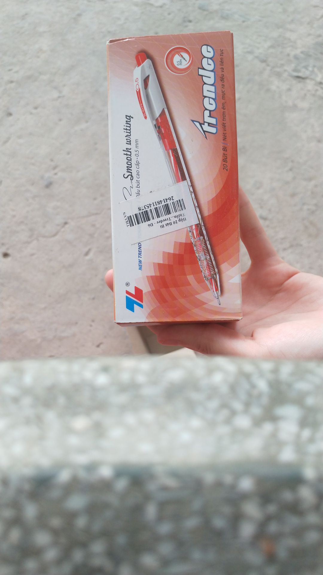 chưa *** thử mực. vì phải gỡ seal nữa
thôi rẻ có 25k mag được cả hộp 20 cây nên mua thử 1 hộp xem sao. khi nào *** mình sẽ cmt phía dưới nha