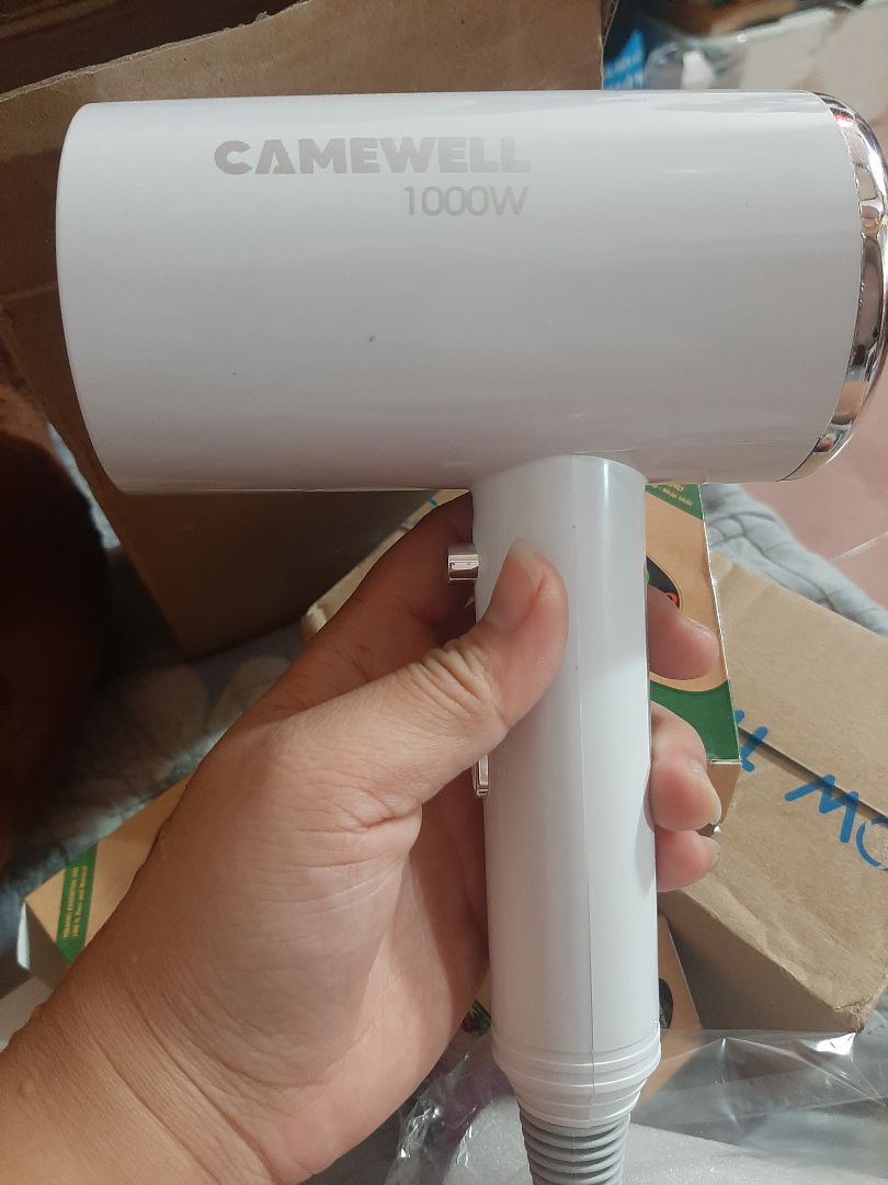 giao đúng hàng, đúng hạn, đóng gói cẩn thận.
Chất lượng thì chưa đánh giá được nhưng mới khởi động thử thì nghe có mùi nhựa của máy, so với tầm giá thì ổn.