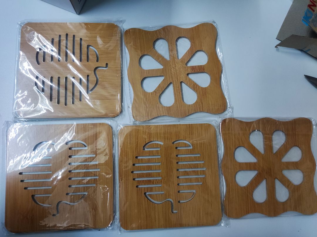 Sản phẩm giống hình mô tả, nhưng shop nên giao 5 hình khác nhau thì ok hơn