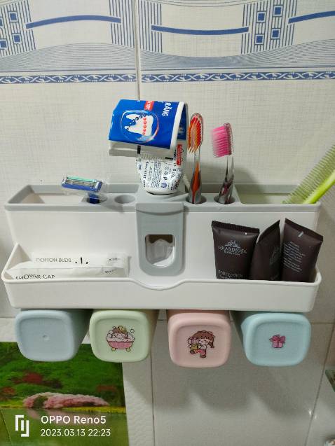 Chất liệu chắc chắn, hoàn thiện tốt, dễ lắp đặt.