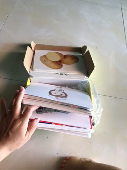 Shop giao đầy đủ bộ thẻ, nhiều thẻ rất hay, phong phú, hay lắm ý, sp nên mua cho các con mn ạ Shop giao đầy đủ bộ thẻ, nhiều thẻ rất hay, phong phú, hay lắm ý, sp nên mua cho các con mn ạ