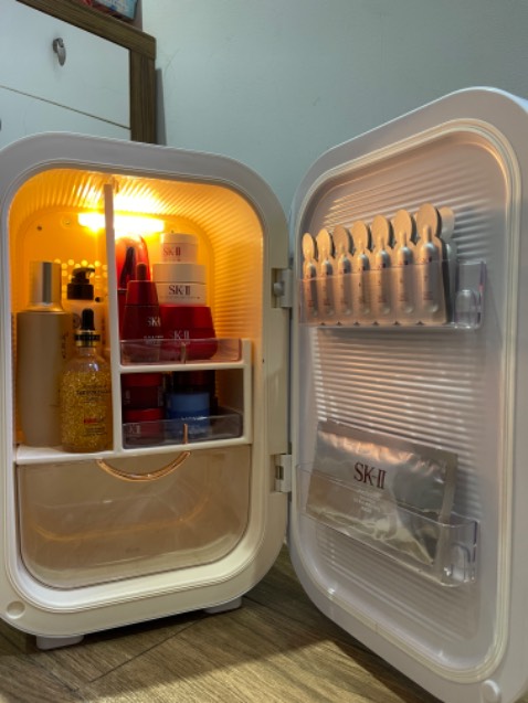 Tủ mát, ko đọng nước. Đẹp