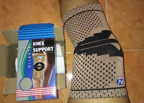 Băng bảo vệ gối giống như mô tả, băng dày dặn, ôm chân... OK.