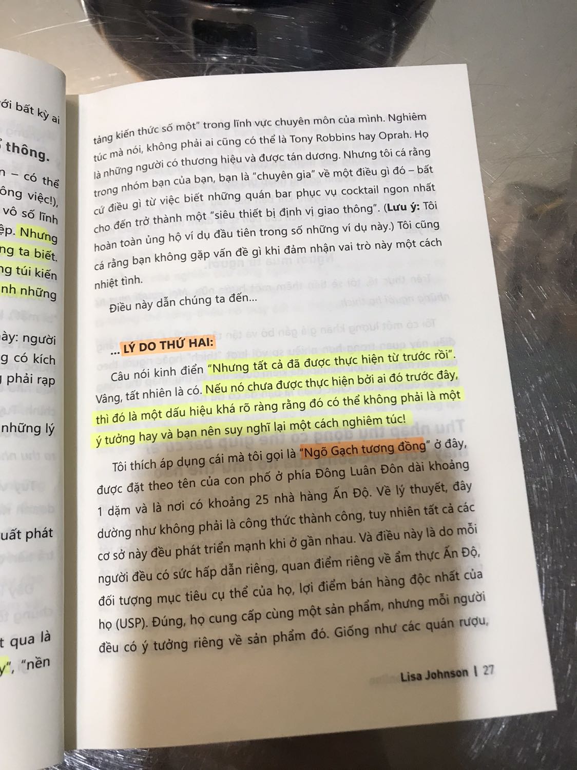 Quá xứng đáng với tiền bỏ ra.

Giao hàng: tối đặt, 8h30 sáng hôm sau là Tiki giao tới.

Nội dung sách: viết theo lối kể chuyện, gần gũi, đọc thấy góp nhặt được ý tưởng hay. 

Mới đọc được 83 trang, còn nhiều điều hay đang đợi mình. 

Chúc mọi người thu được kiến thức hay khi đọc sách.