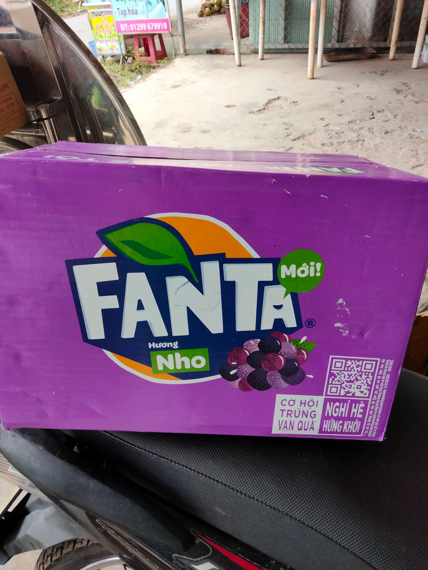 nhận xét cá nhân, mùi vị hơi nhạt nhẽo k có ngon đối với mình. chúc shop bán đắt ủng hộ 4sao