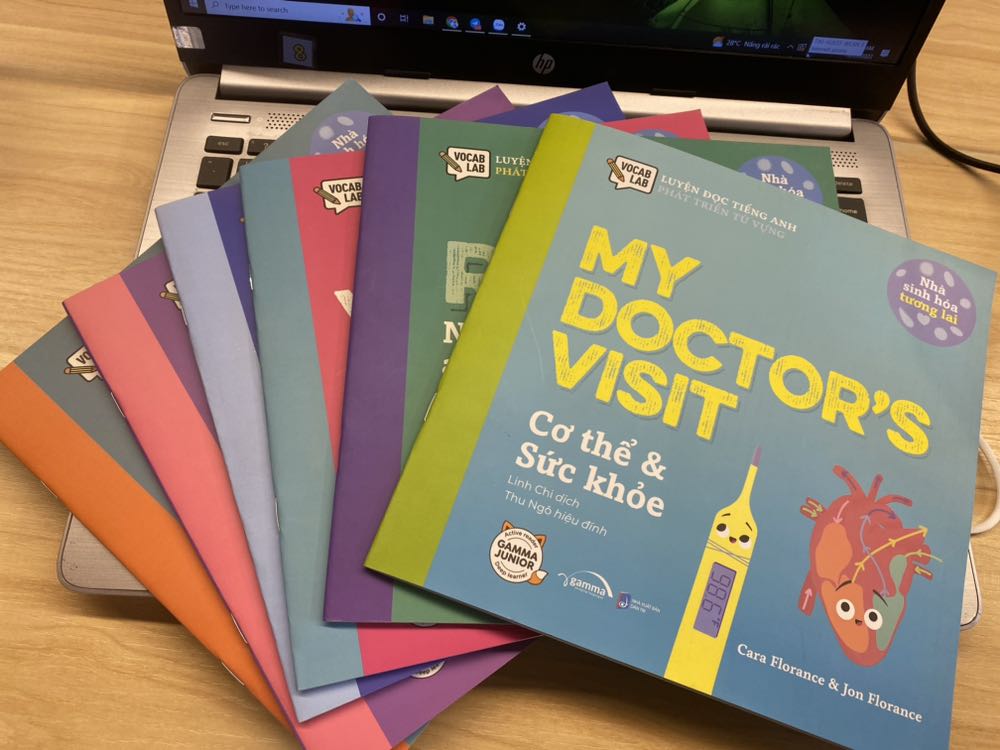 Sách đẹp, thơm, Tiki giao hàng nhanh, hqua mình mua được giá hời sale 70%