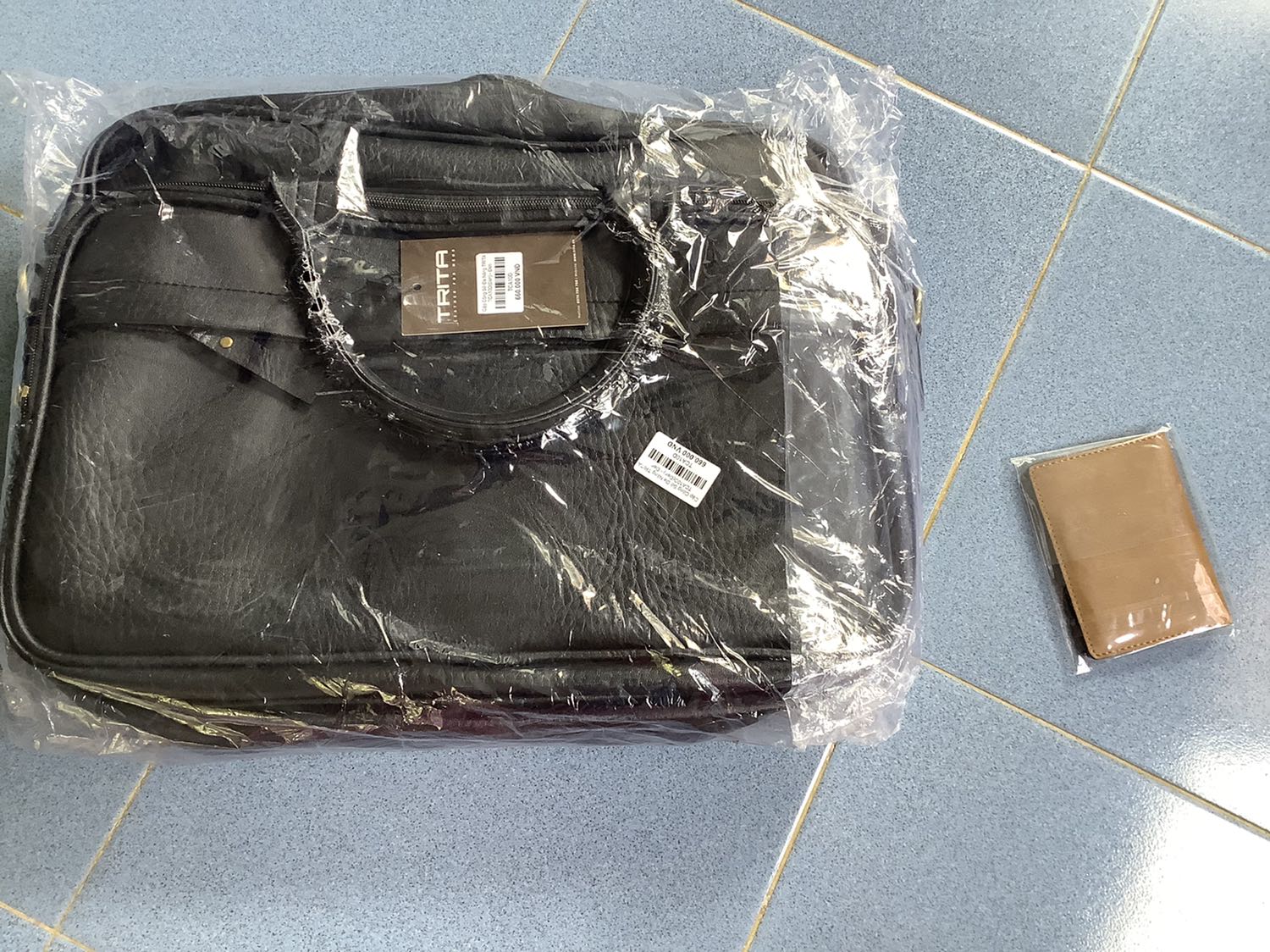 Cặp da đẹp , may kĩ , giao hàng nhanh