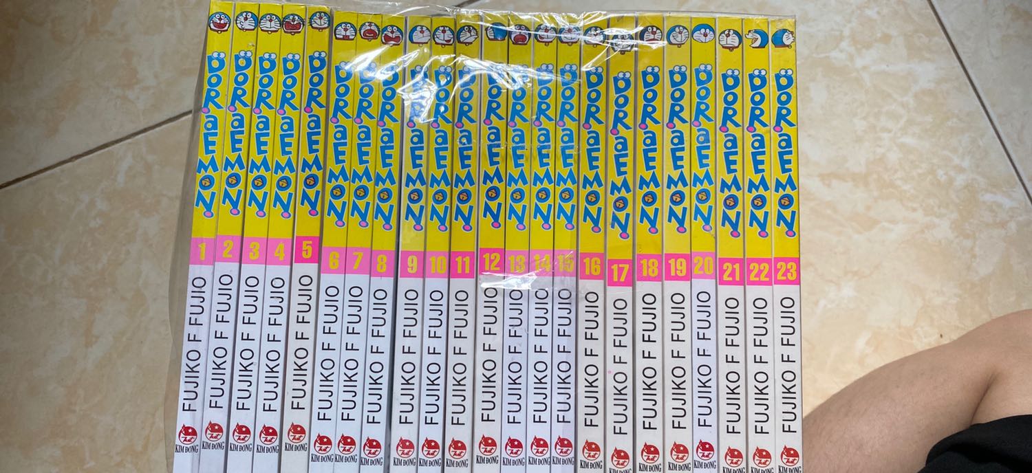 Tiki chuẩn bị và giao hàng đủ, giao siêu nhanh, truyện rất đẹp, không bị rách. Đóng gói rất đẹp và chắc chắn.