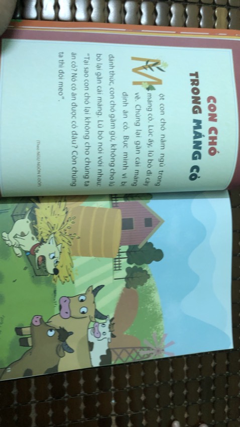 Sách rất bổ ích, bé vừa luyện đọc, vừa được chơi trò chơi, bé thích lắm