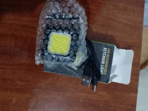 Đẹp , gọn , nhẹ , dùng khá sáng , rất hữu ích