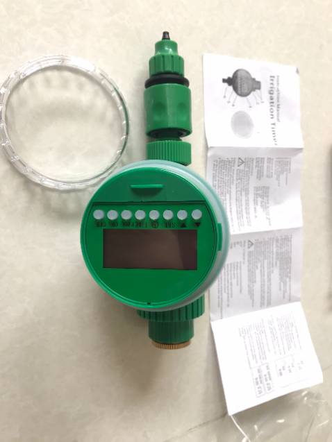 Đóng gói XẤU, không cho nổi khách hàng viên PIN để thử ngay, lại phải chạy đi mua. Hướng dẫn tiếng Anh ( tôi nhà quê không dùng tiếng Anh). Chất liệu nhựa bình thường, giống loại nhựa ở đồ chơi trẻ con.  Shop cần chú ý hơn, nếu không phải là mua ở TIKI thì tôi chỉ cho 1 sao.