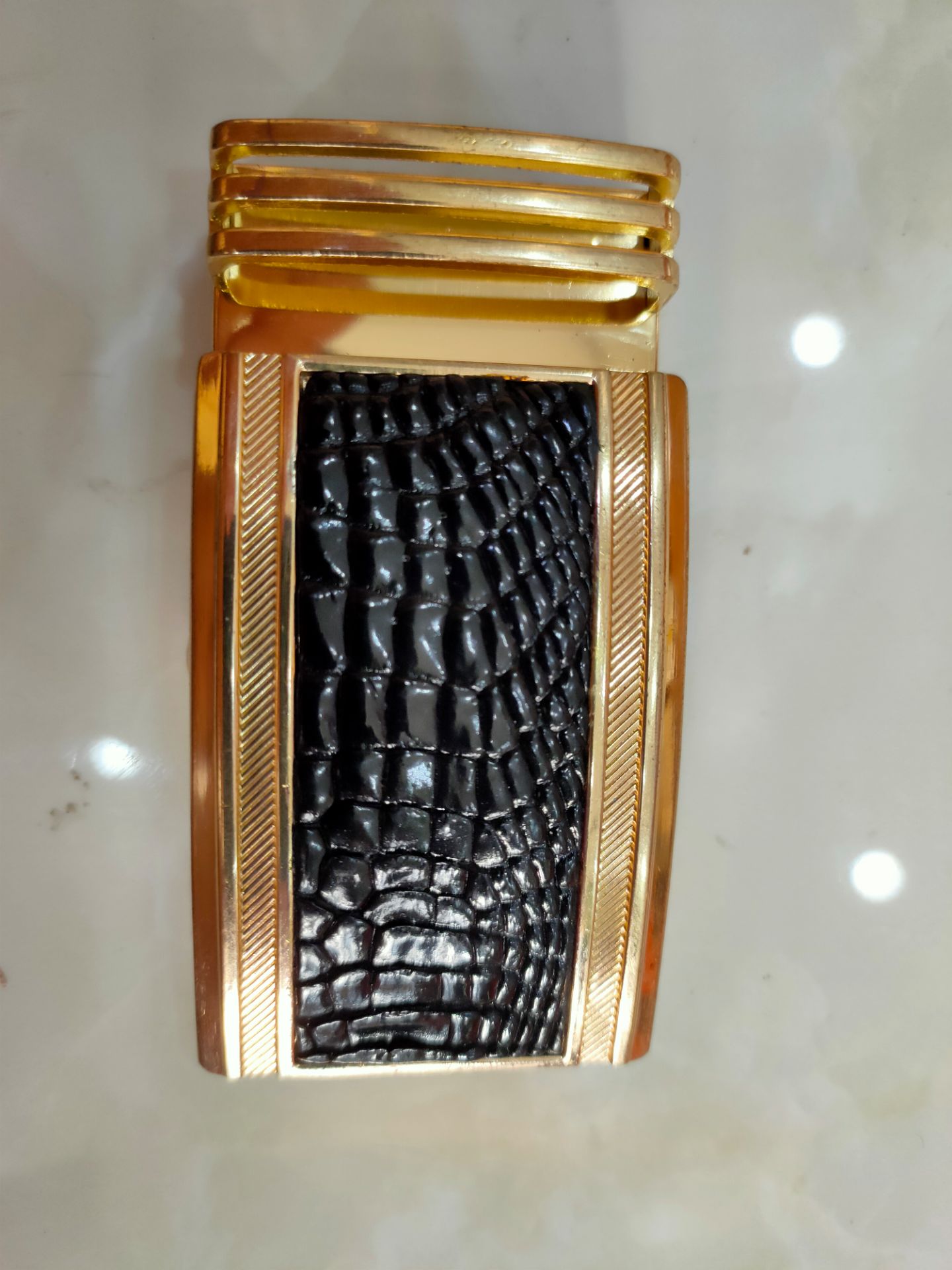 Rất đẹp... kim loại đẹp Sẽ tiếp tục ủng hộ khi cần