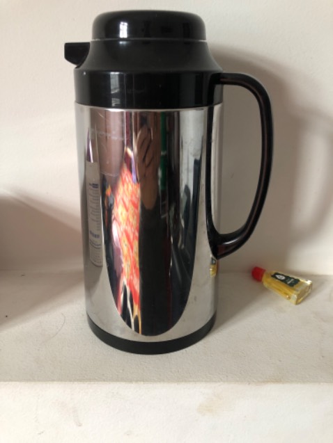 Giữ nóng tốt, 2 ngày ổn nha. Nhỏ gọn, đủ xài trong phòng ngủ