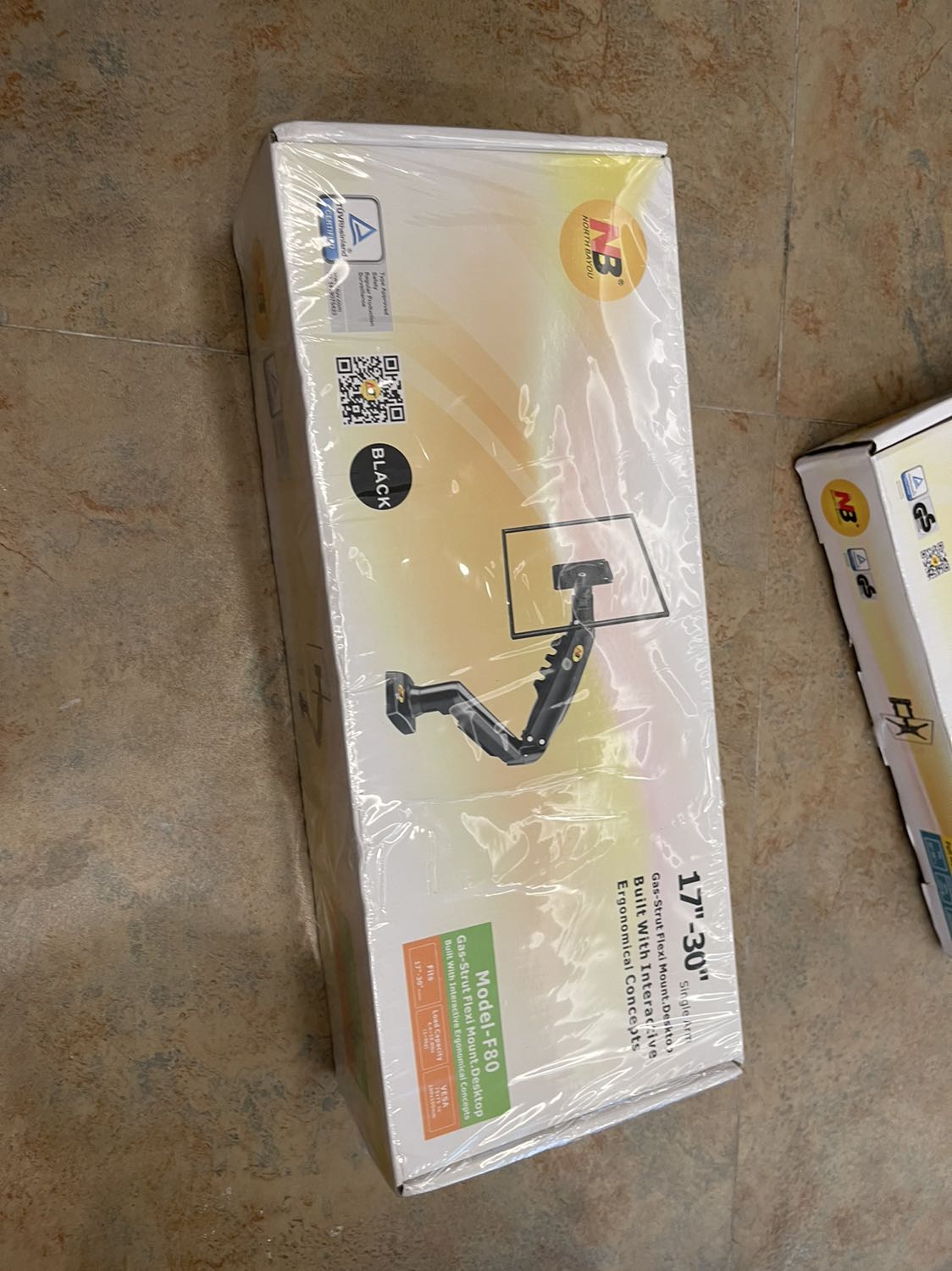 Đã treo tv 65in, chất lượng ổn, chưa biết có bền không, hướng dẫn khó đoci